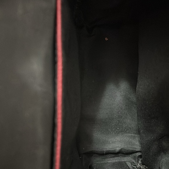 Harry Potter Hogwarts crest faux leather mini backpack Burgundy red purse - Picture 5 of 6